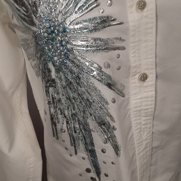 Top - Picture 3 of 8